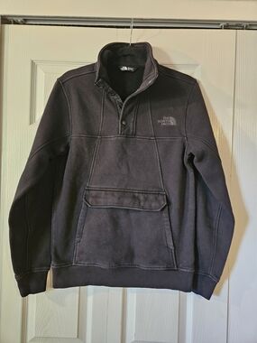 The North Face Alphabet City Black Quarter-Snap Pullover Sweatshirt Size S